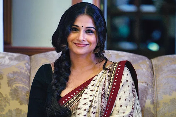 1555938327 vidya balan