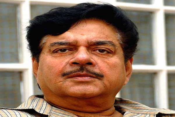 1555938375 shatrughan sinha