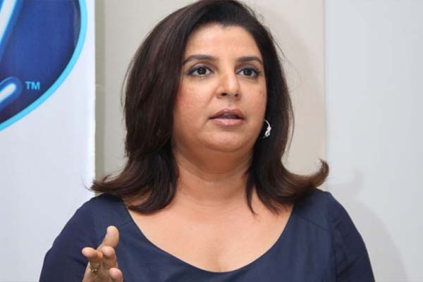 1555938995 farah khan 1