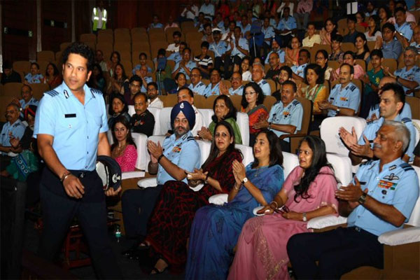 1555940047 sachin screening