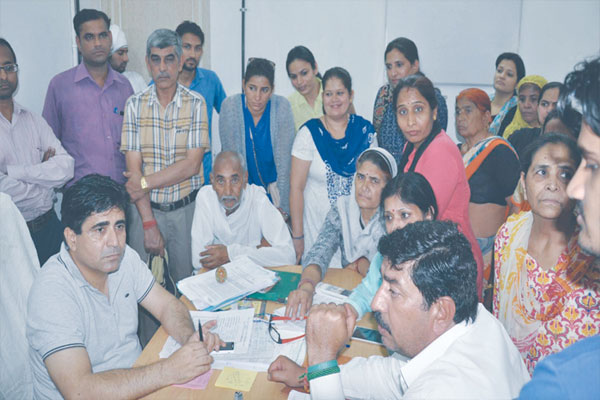 1556009117 electricity kant