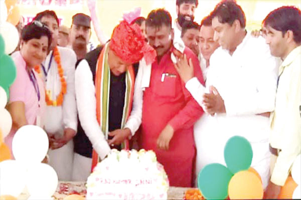 1556011813 rajkumar saini