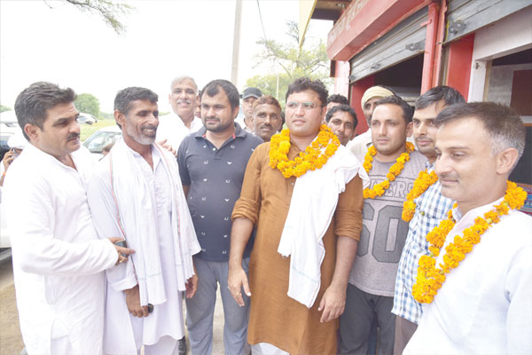 1556012391 bjp people