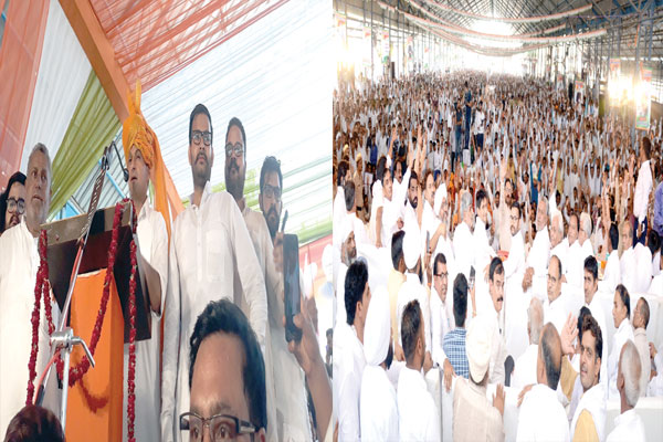 1556013410 deependra hooda 2
