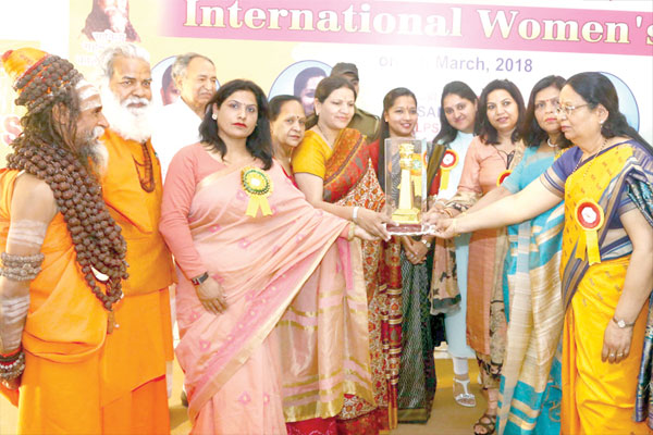 1556014038 pratibha suman