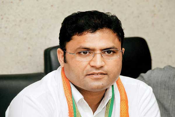 1556014052 ashok tanwar