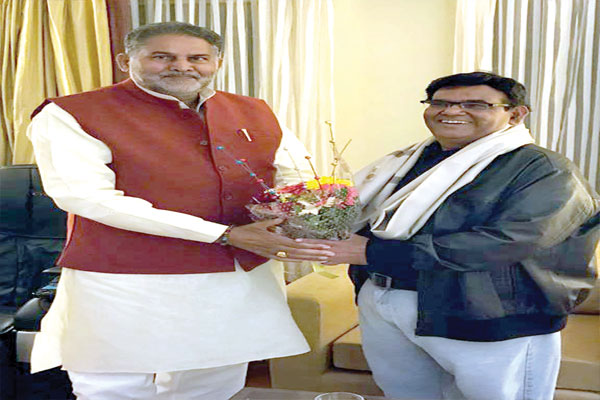 1556014057 satish kaushik