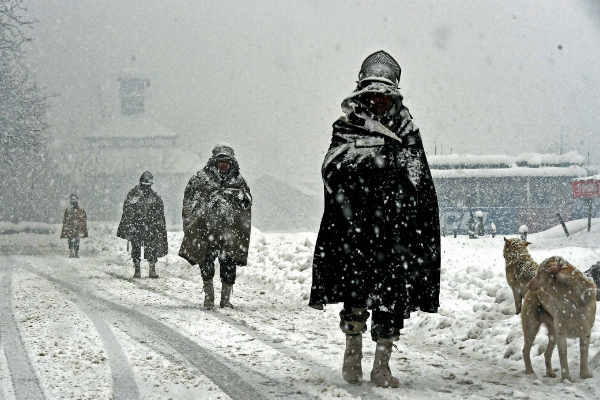 1556020372 kashmir snow