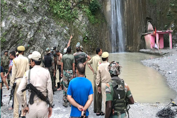 1556021260 jammu waterfall