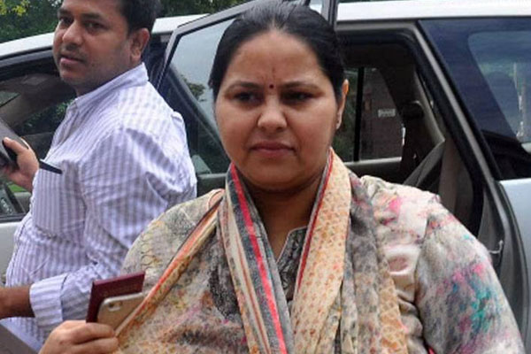 1556029881 lalu daughter