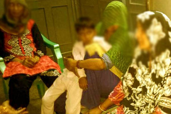 1556029945 noida case