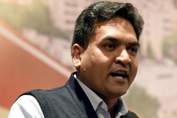 1556030132 kapil mishra 1