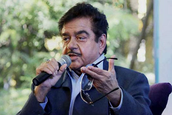 1556031248 shatrughan sinha