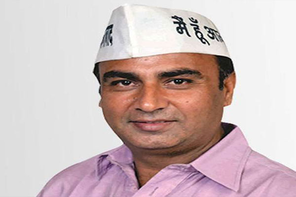 1556031885 narayan dutt