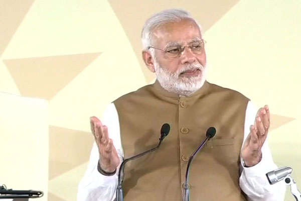 1556032038 modi1