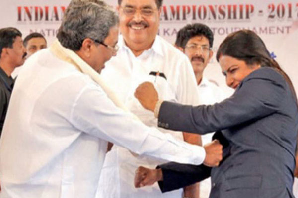 1556032681 cm siddaramaiah mayor kavit