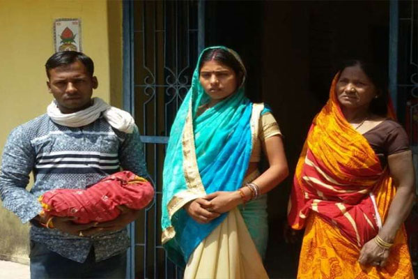 1556086319 jharkhand baby