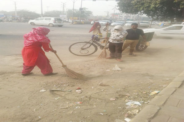 1556088714 swachh abhiyan
