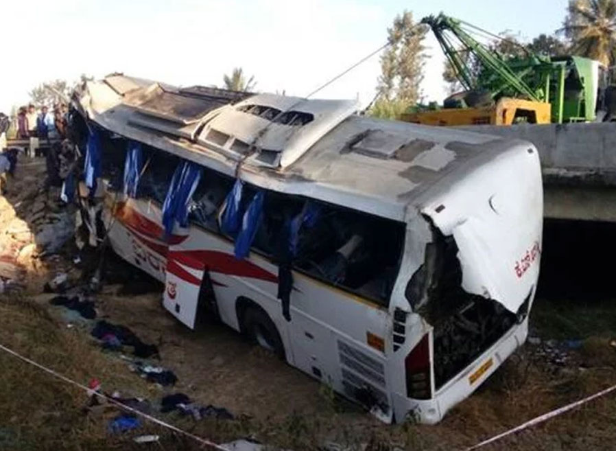 1556091855 karnatka bus accident