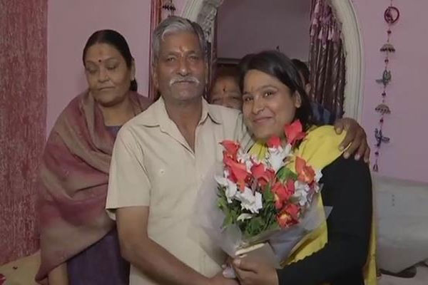1556092518 mamta
