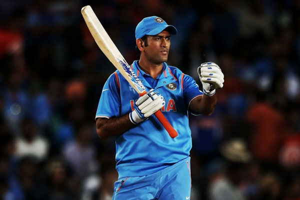 1556095943 dhoni