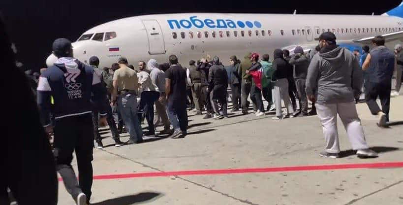 Flight from Israel to Russias Dagestan diverted after pro Palestinian protesters storm airport