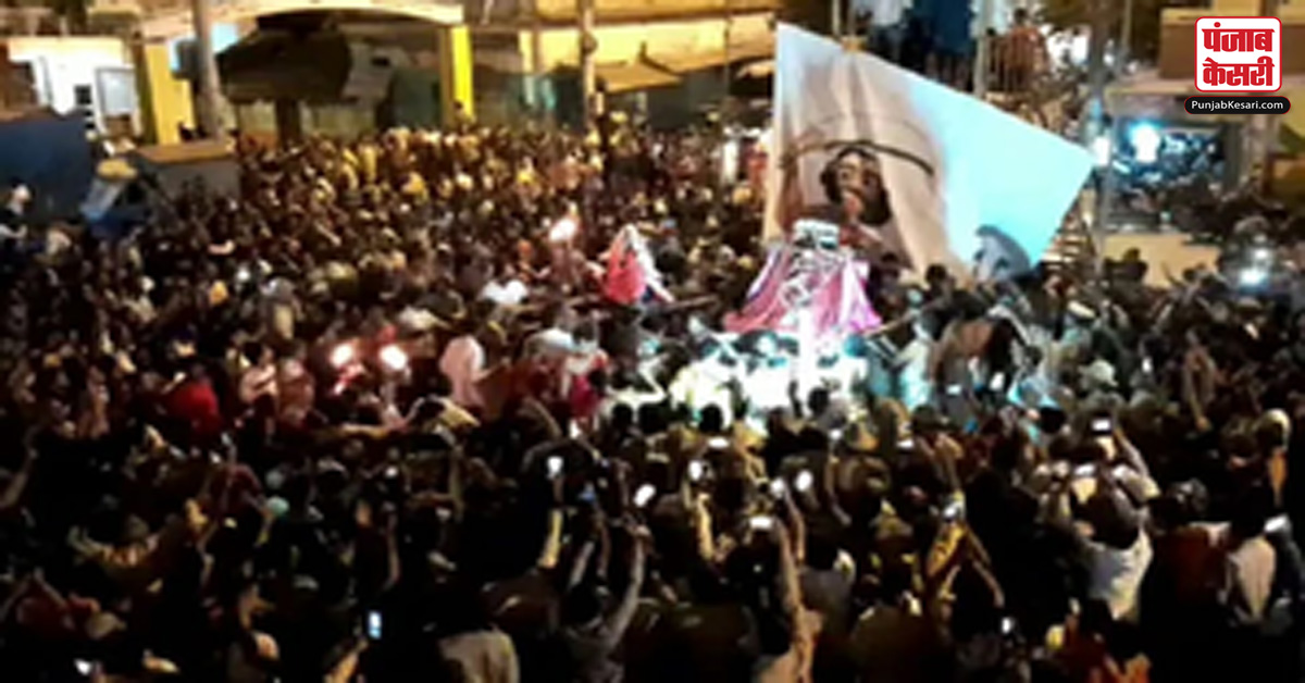Uproar over throwing water on religious procession in Mysore