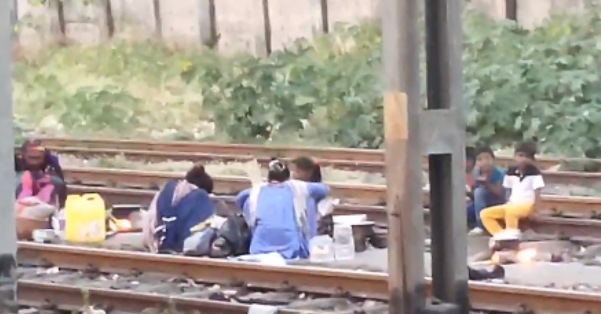 Mumbai Local Track Went Viral