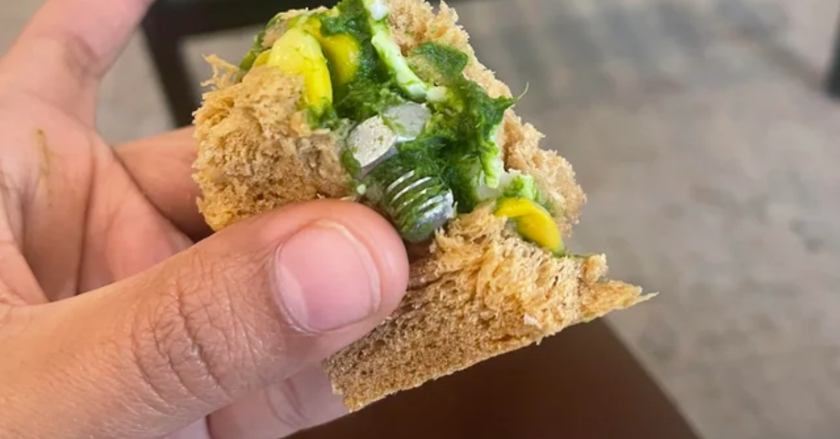 indigo passenger finds a screw in sandwich