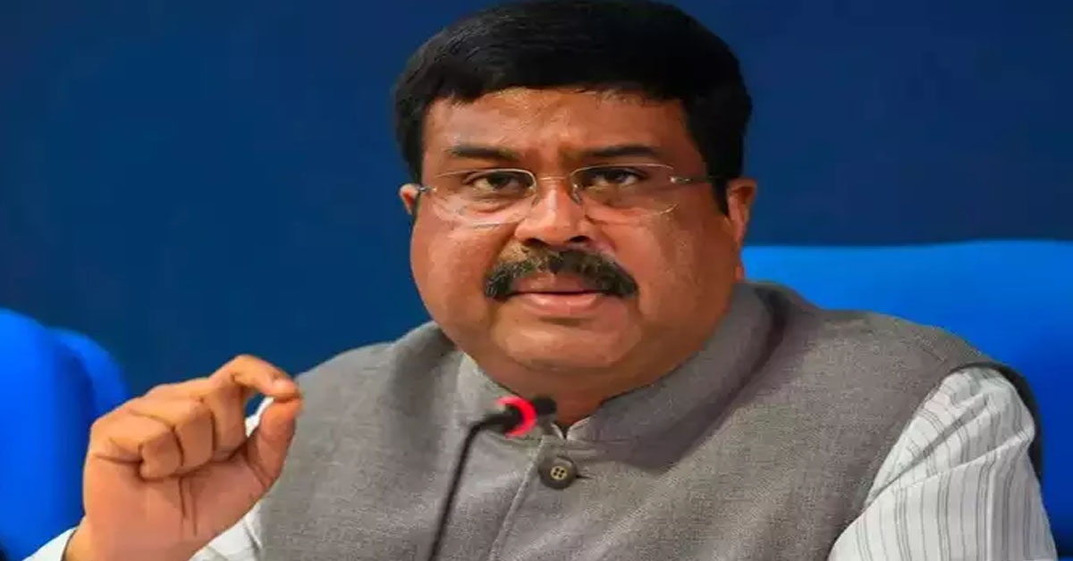 Dharmendra Pradhan met Agniveer