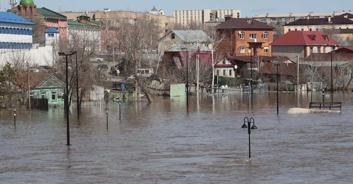 Russia bordering Kazakhstan