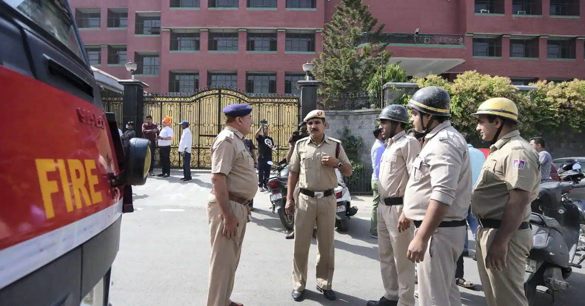 Bomb threat in Schools