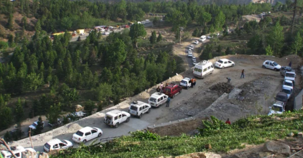 Rohtang pass traffic jam