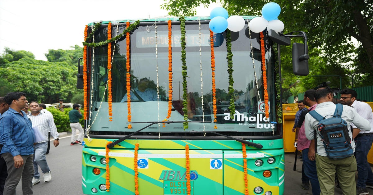 Mohalla Bus
