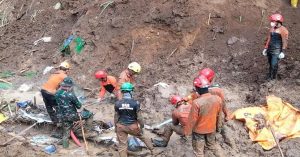 Indonesia Landslide : सोने की खदान में भूस्खलन से 12 लोगों की मौत, 11 घायल