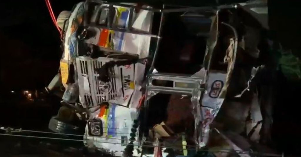 TRUCK 11