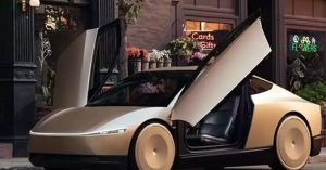 Elon Musk ने टेस्ला के पहले साइबरकैब ‘Robovan’ और भविष्य के रोबोट को किया पेश