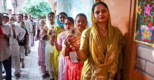 Haryana Polls Live Updates : हरियाणा में तेज मतदान, दोपहर 1 बजे तक 36.69% पड़े वोट