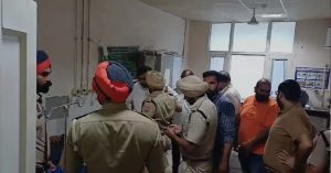 Punjab Panchayat Polls : पंजाब के गुरदासपुर में मतदान बाधित, मतदाताओं-उम्मीदवारों में नाराजगी