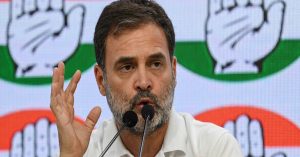 Telangana : ग्रामीणों ने राहुल गांधी से की चुनाव के दौरान दी गई गारंटियों को लागू करने की मांग