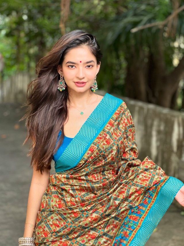 anushkasen0408_1728644777_3476446822577774164_1640808634