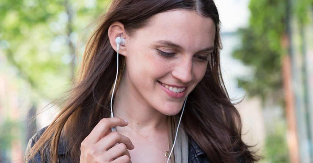 earphones