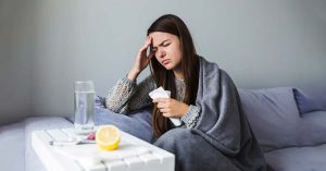 बदलते मौसम में कफ से हैं परेशान? ट्राई करें ये 5 घरेलू उपाय