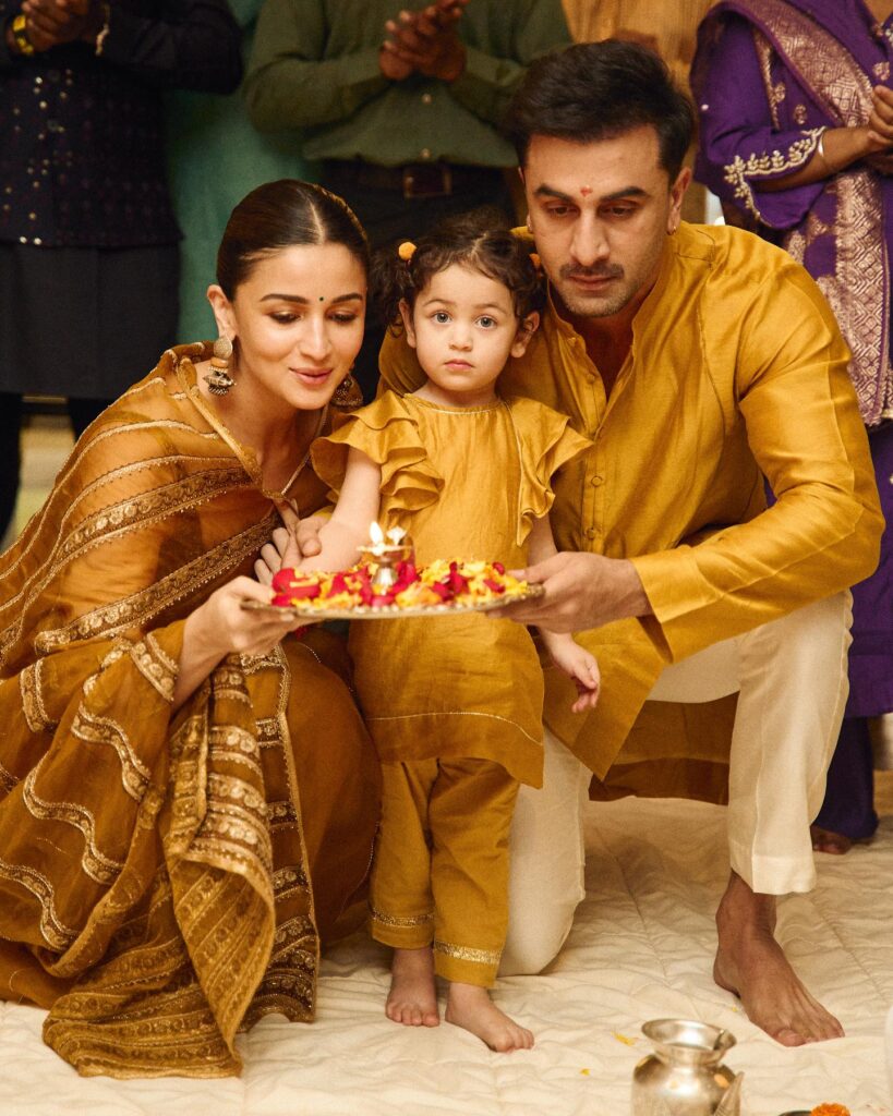 1359908 aliaabhatt17304764973491812400318852918259925762