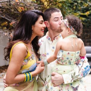 Priyanka Chopra की लाडली मालती ने की पूजा, एक्ट्रेस के मंगलसूत्र ने खींच लिया ध्यान