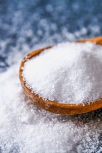 Health Tips: डाइट से हटा लें ये 4 सफेद चीजें, बिमारियां भाग जाएंगी दूर