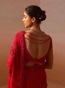 Trendy Blouse Designs: इस शादी सीजन पहनें ये Trendy Design Blouses, नहीं हटेंगी लोगों की नजरें