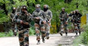 जम्मू-कश्मीर: किश्तवाड़ आतंकवादी हमले में मारे गए दो ग्राम रक्षा गार्ड, उनके घरों पर लाए गए पार्थिव शरीर