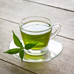 Green Tea के साथ भूलकर भी ना खाएं ये चीज़ें