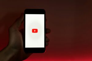 ऐसे करें YouTube पर अपनी Shorts वायरल